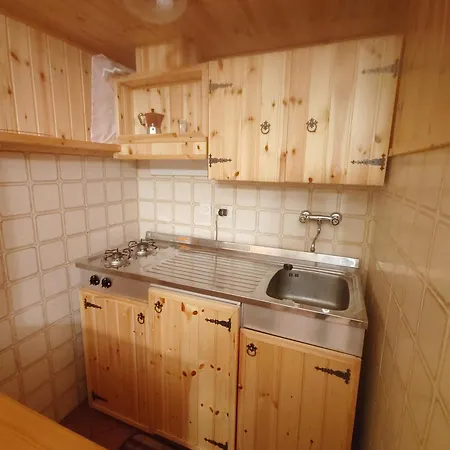 Сasa de vacaciones In Montagna - La *